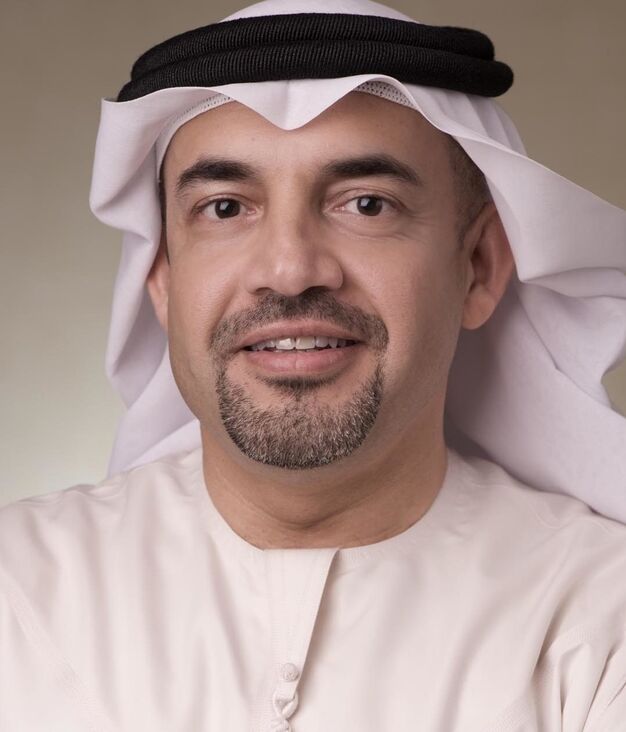 طبيب أخصائي Proctologist موسر